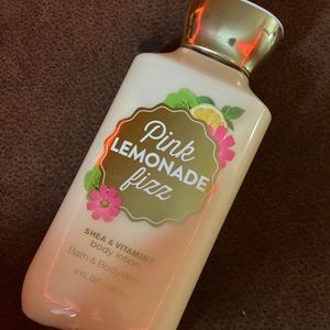 Pink Lemonade Fizz Bath & Body Works Lotion